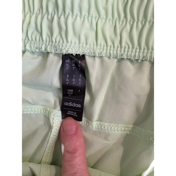 Adidas Pacer Training 3 Stripes Woven High Rise 3" Shorts Women's XL Green New! - Picture 3 of 12